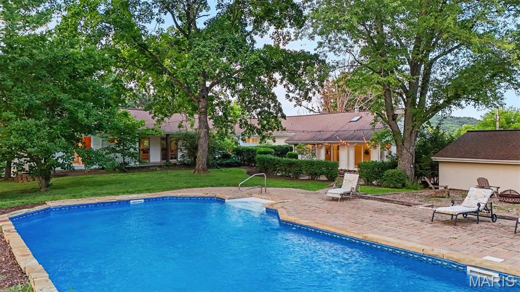 4945 Fox Bridge Road, Wildwood MO