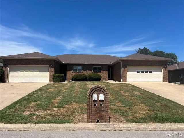 Front exterior — 509-511 ZACHERY Lebanon Missouri real estate