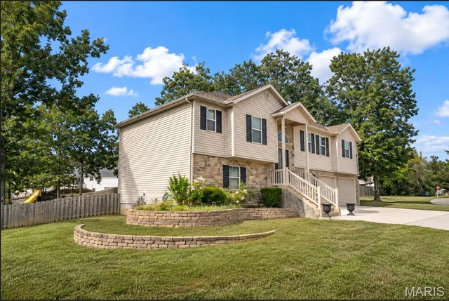 Front exterior — 22717 Return Lane Waynesville Missouri real estate