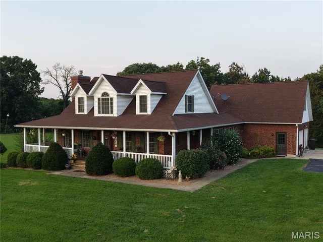 13322 Old Hwy 79, New London MO