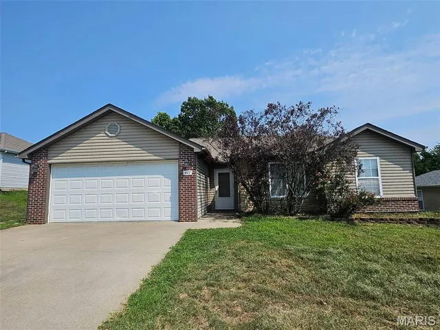 107 Pioneer Court, Waynesville MO