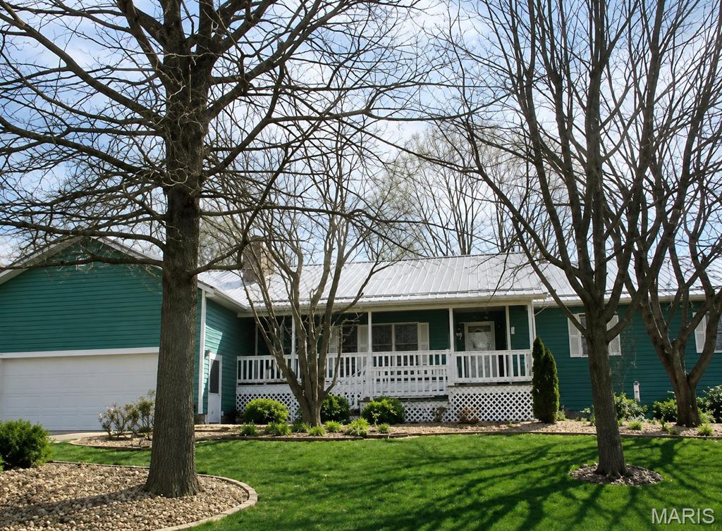 10950 Harris Court Rolla Missouri 3 bedroom 2 bathroom home for sale listed at $275,000