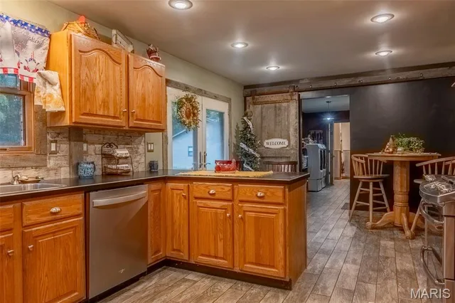Primary bedroom — 98 Wooden Nickel Drive Foley Missouri real estate
