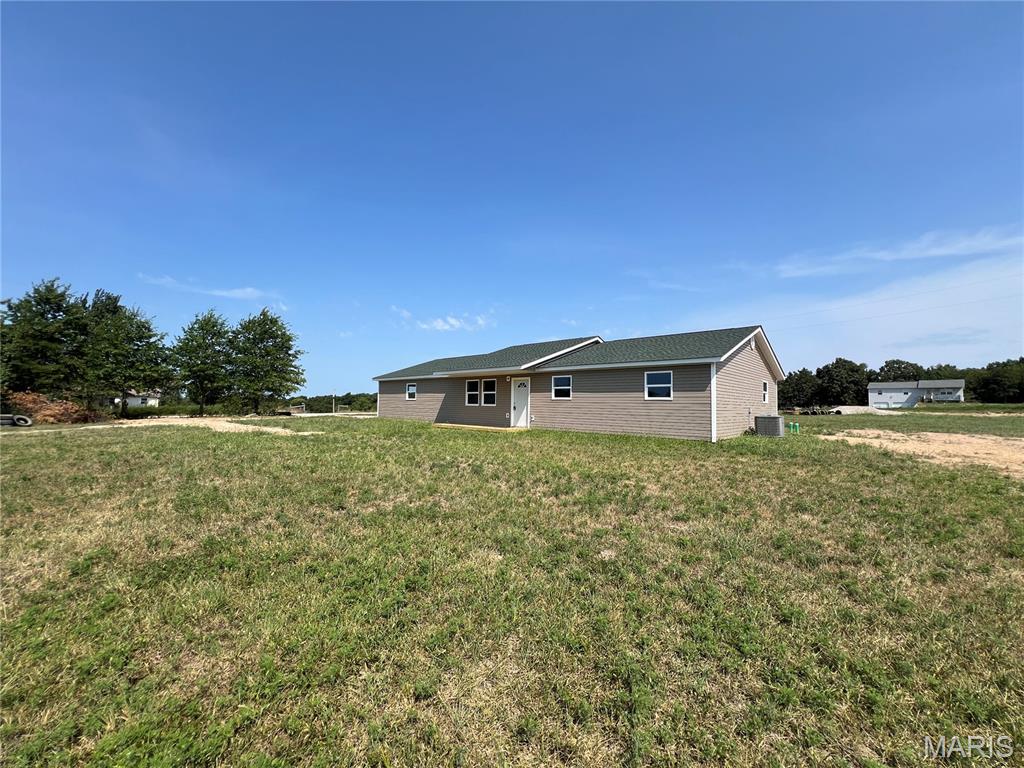 Lot 32 Stephanie Lane Laquey Missouri 3 bedroom 2 bathroom home for sale listed at $220,000