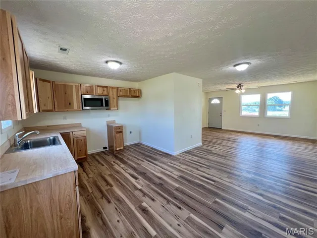 Living room — Lot 32 Stephanie Lane Laquey Missouri real estate