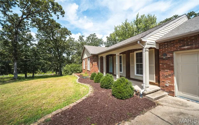 Front exterior — 14030 State Route O Rolla Missouri real estate