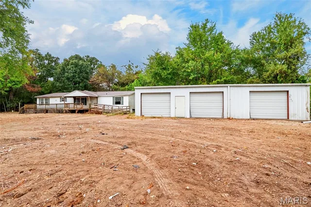 Front exterior — 1600 Brice Street Lebanon Missouri real estate