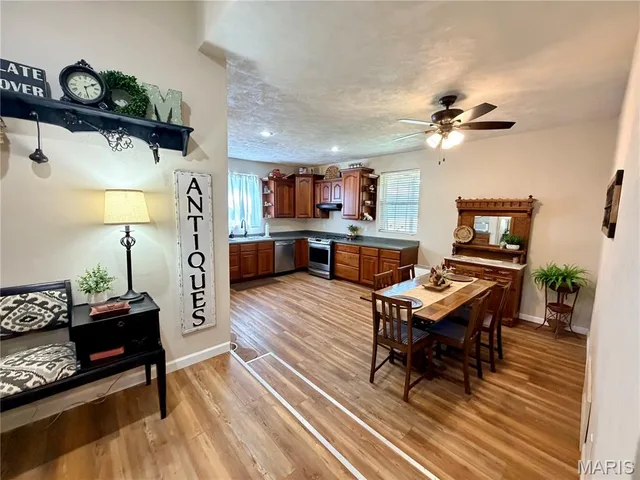 Living room — 17169 Maries Road 442 Vichy Missouri real estate