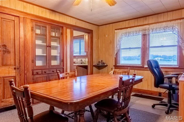 Primary bedroom — 20149 US Hwy 63 QUEEN Missouri real estate