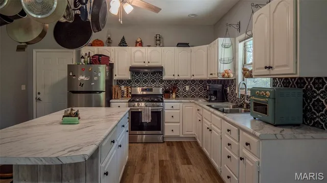 Kitchen — 15383 County Road 6220 Edgar Springs Missouri real estate