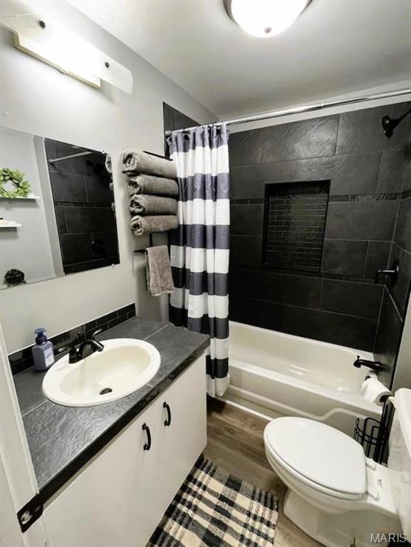 Photo 6