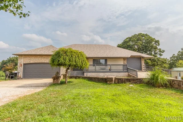 13750 Grouse Lane, Lebanon MO