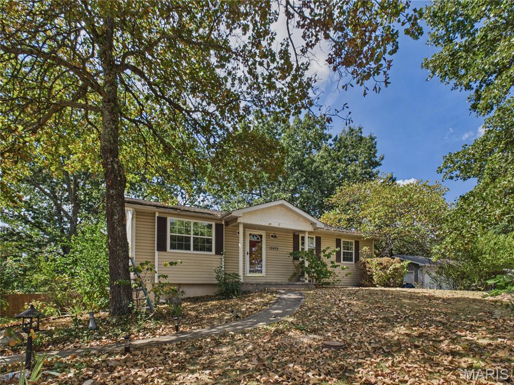 15675 Talon Lane St Robert Missouri 4 bedroom 3 bathroom home for sale listed at $210,000