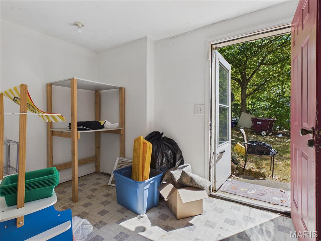 Photo 37