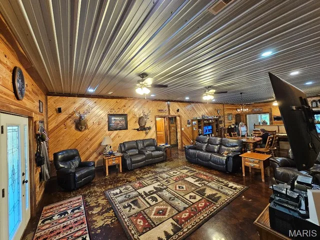 Primary bedroom — 1476 & 1474 Ripley C-7AA Doniphan Missouri real estate