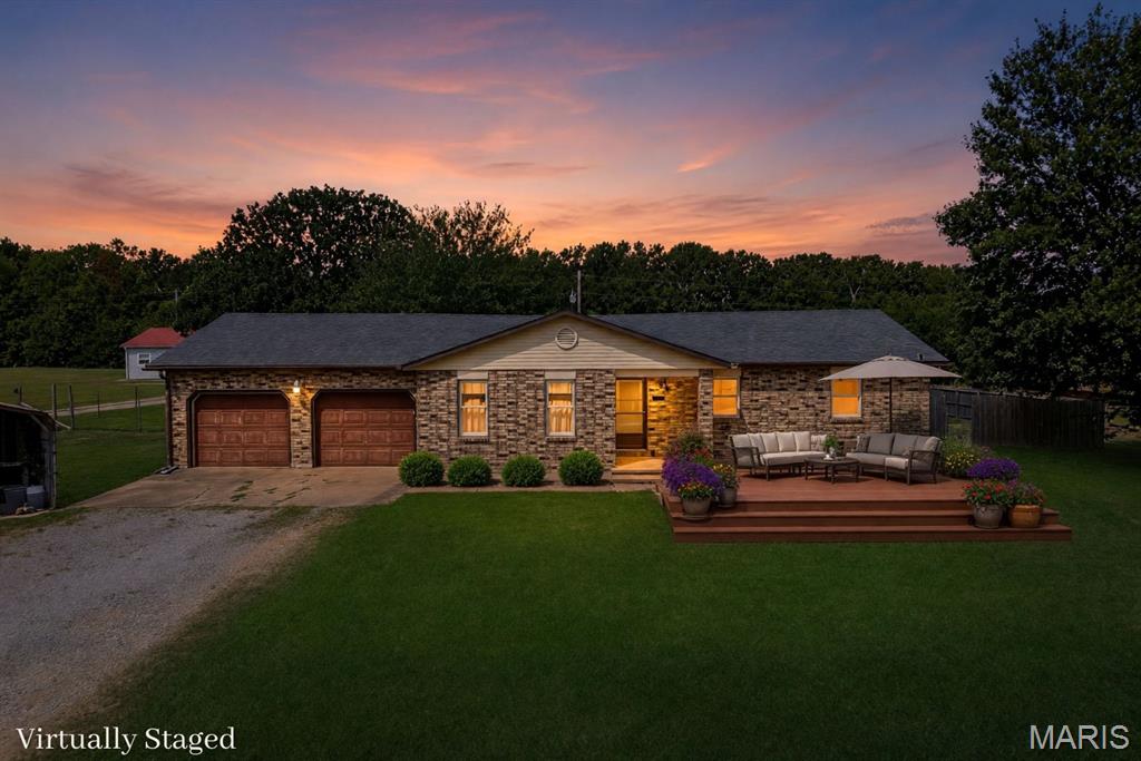 30301 Peach Blossom Lane Lebanon Missouri 3 bedroom 2 bathroom home for sale listed at $265,000