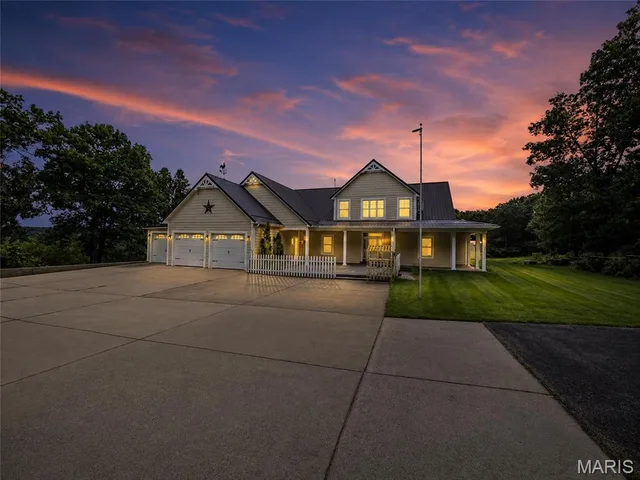 Front exterior — 1068 State Highway 47 Bonne Terre Missouri real estate