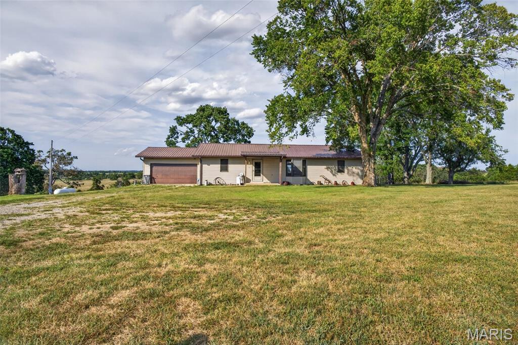 15892 M- Mellow Drive Cabool Missouri 3 bedroom 2 bathroom home for sale listed at $275,000