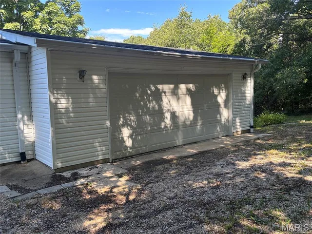 Front exterior — 10153 Highway 185 Sullivan Missouri real estate