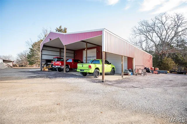 35240 Highway 28, Belle MO