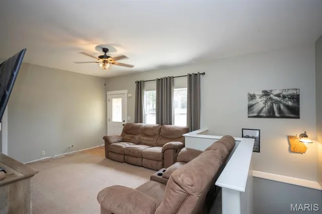 Kitchen — 25200 Raleigh Road Waynesville Missouri real estate