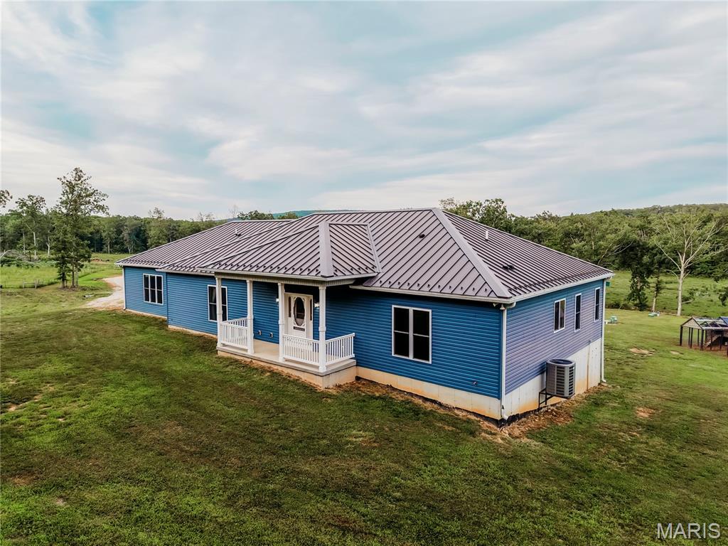 400 King School Road Ironton Missouri 4 bedroom 3 bathroom home for sale listed at $1,300,000