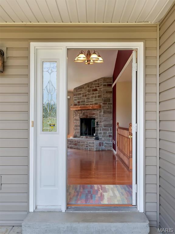 Primary bedroom — 114 E Ledge Rock Drive De Soto Missouri real estate