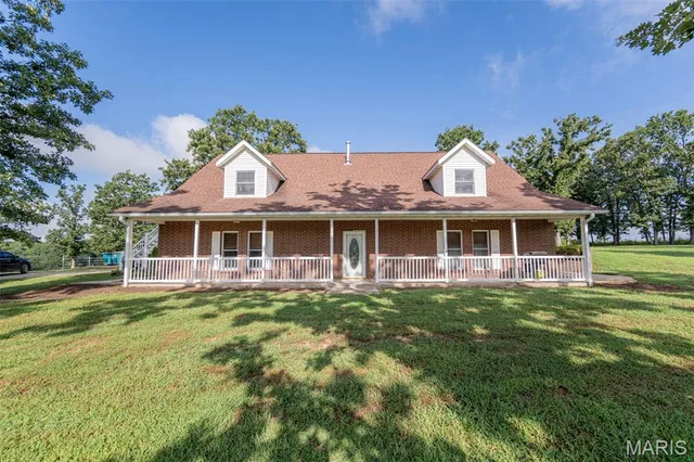 1115 County Road 754, Belle MO real estate