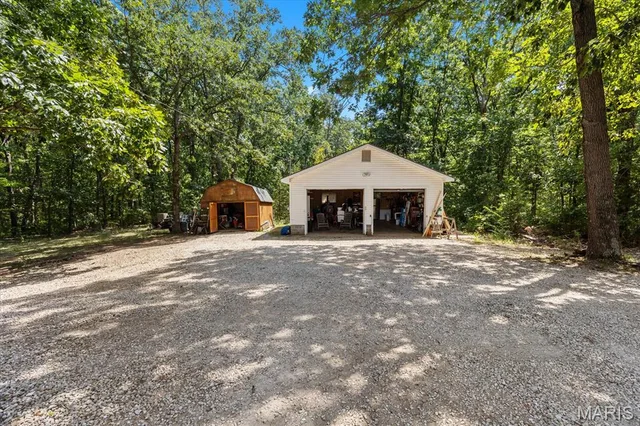 Primary bedroom — 160 Wisteria Lane Troy Missouri real estate