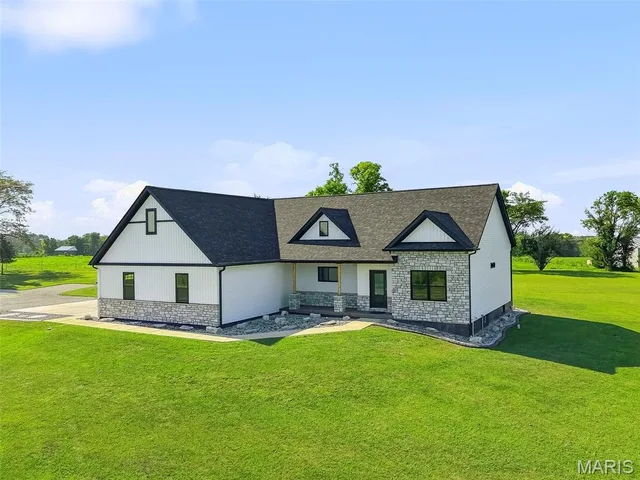 120 White Wildlife Road, Unincorporated MO real estate