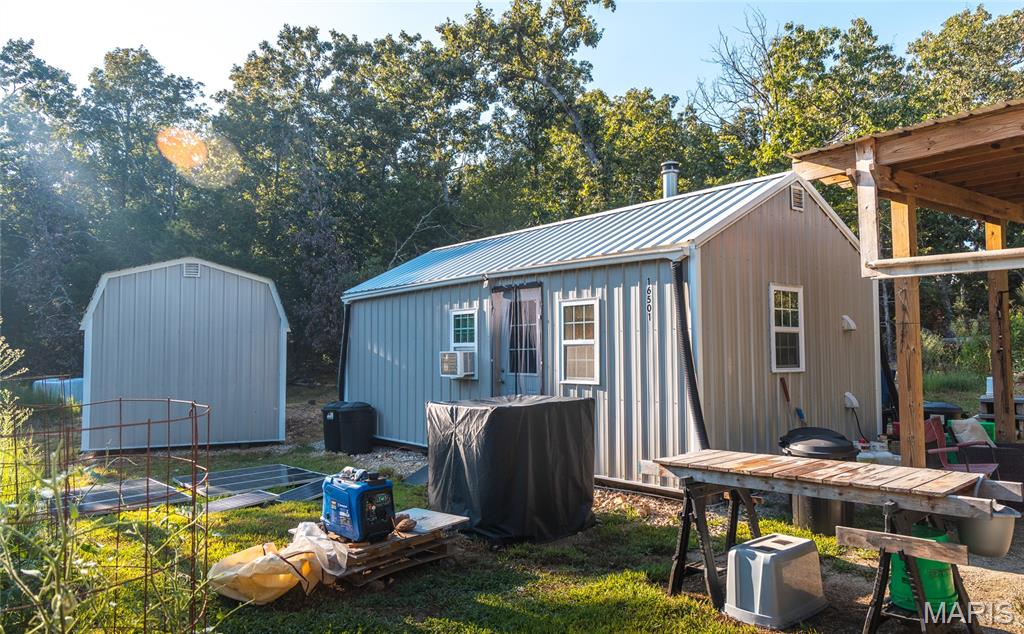 16501 State Route K Edgar Springs Missouri 1 bedroom home for sale listed at $75,000