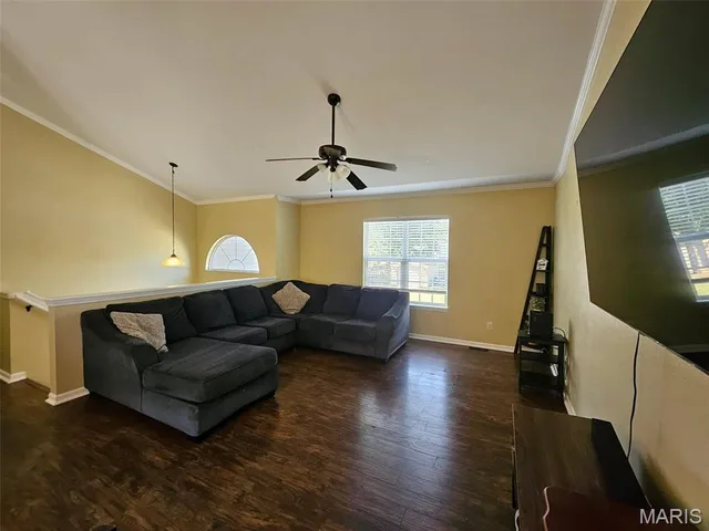 Primary bedroom — 22716 Return Lane Waynesville Missouri real estate