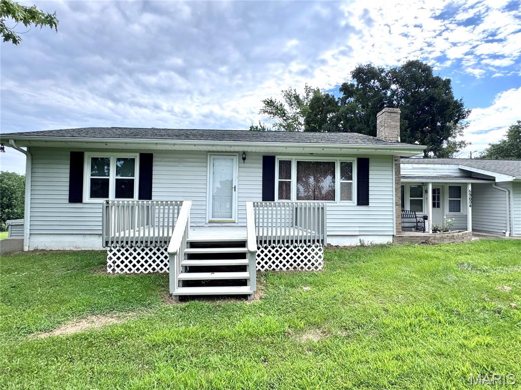 59604 Starview Estates New London Missouri 3 bedroom 2 bathroom home for sale listed at $367,000