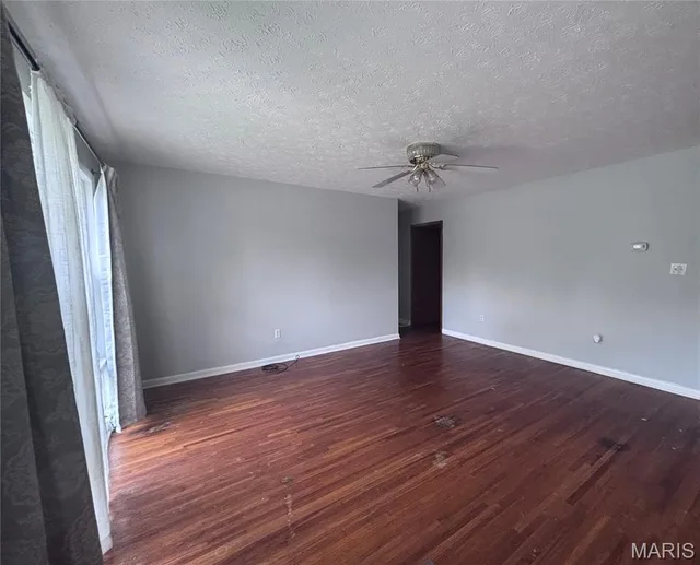 Kitchen — 107 E 6th Street Dixon Missouri real estate