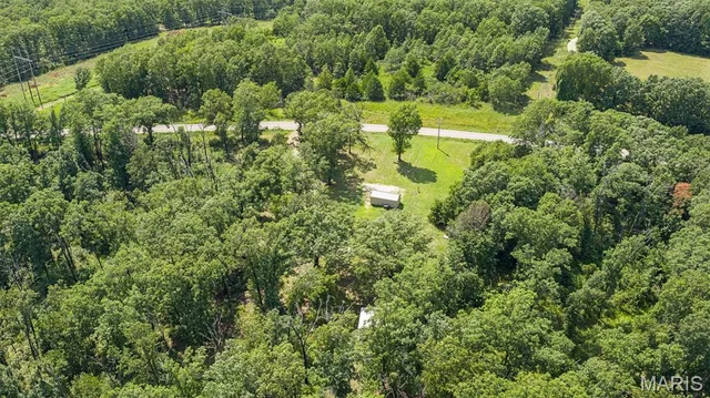 27001 Highway T, Stover MO