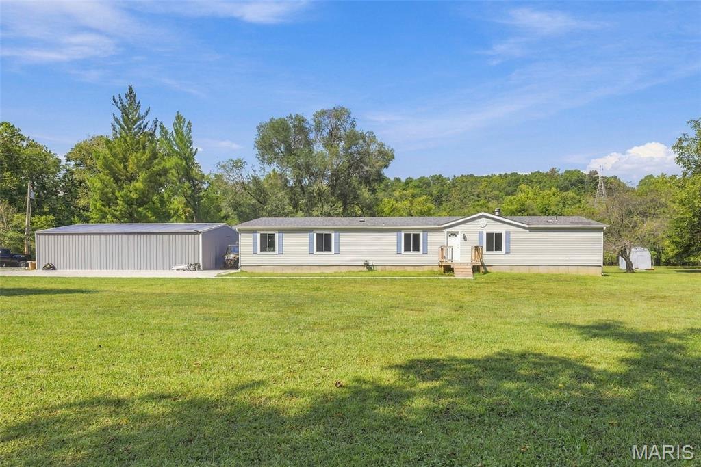 14216 Charter Church Road, De Soto MO