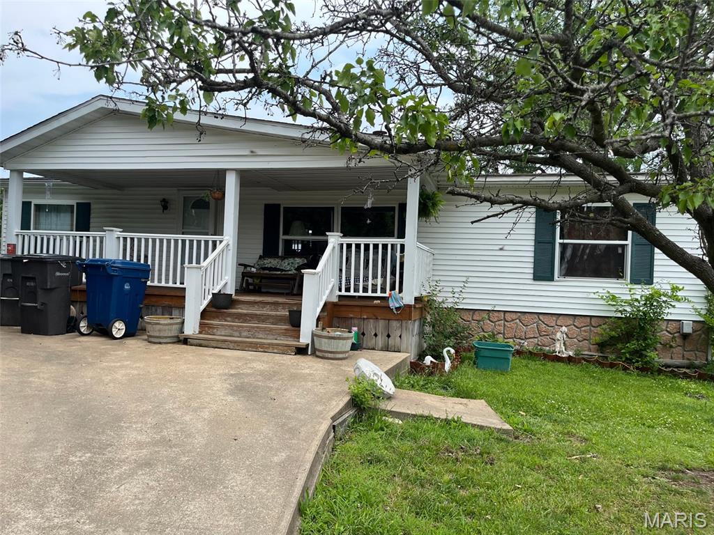 1671 Drake Ln, Robertsville MO