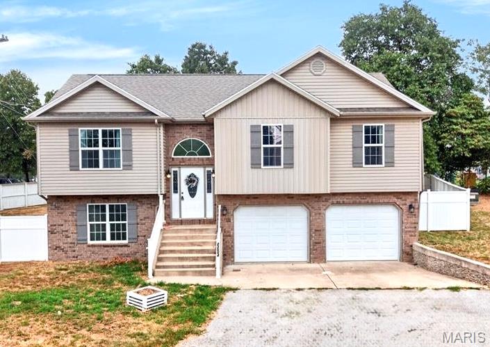 23004 Righteous Lane Waynesville Missouri 4 bedroom 3 bathroom home for sale listed at $269,500