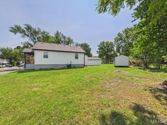 Front exterior — 310 North Street Lebanon Missouri real estate