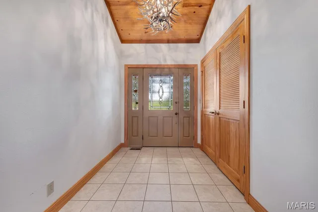 Primary bedroom — 17293 Highway 8 St James Missouri real estate