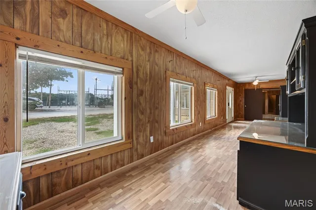 Primary bedroom — 15905 Hardin Lane St Robert Missouri real estate