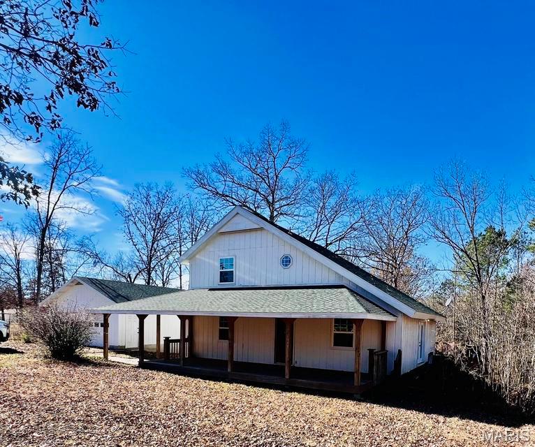 16144 Horse Shoe Drive Houston Missouri 3 bedroom 3 bathroom home for sale listed at $194,900