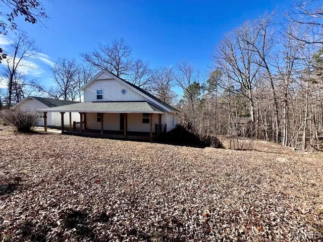 Front exterior — 16144 Horse Shoe Drive Houston Missouri real estate