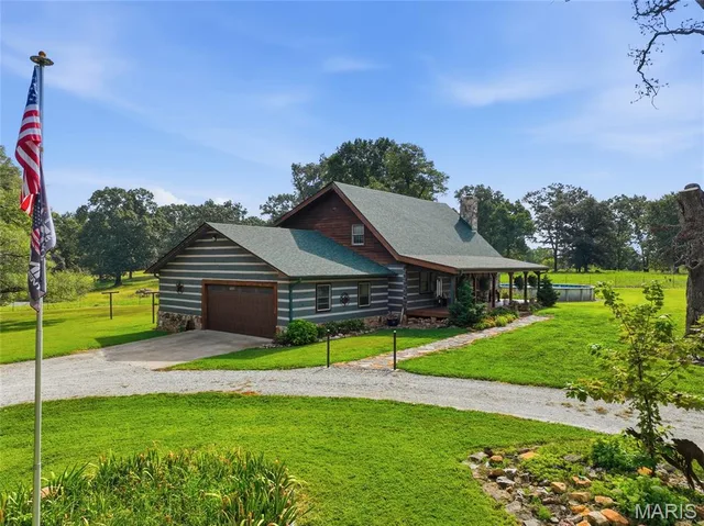 Front exterior — 134 McIntire Road Caulfield Missouri real estate