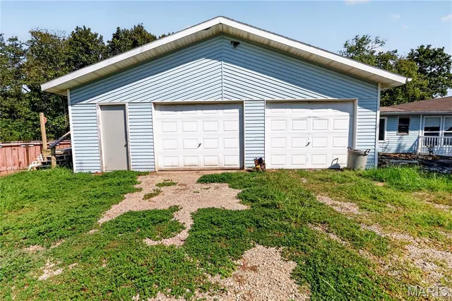 Front exterior — 29053 Highway AA Lebanon Missouri real estate