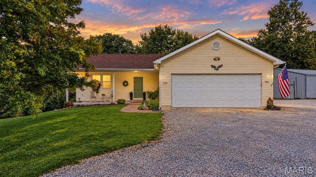 519 Grandview Road St Clair Missouri 3 bedroom 1 bathroom home for sale listed at $470,000
