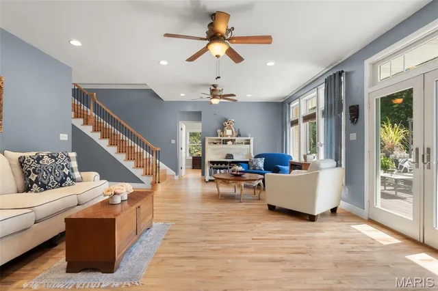 Living room — 1690 Hackberry Drive Union Missouri real estate