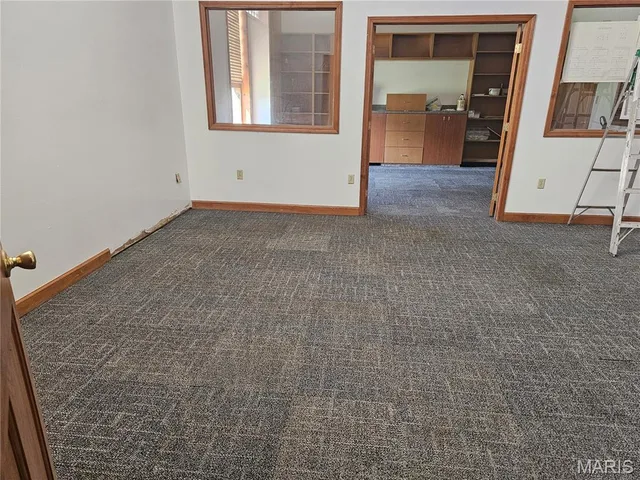 Primary bedroom — 321 E Hardy Street St James Missouri real estate