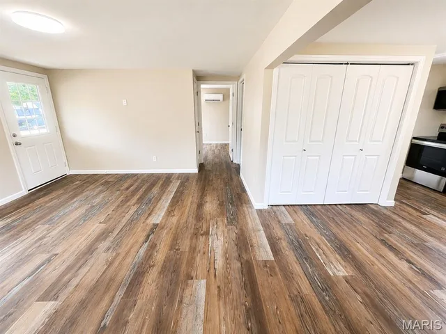 Primary bedroom — 417 Taylor Street Richland Missouri real estate