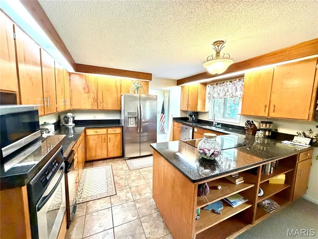 Primary bedroom — 319 County Road 2270 Salem Missouri real estate